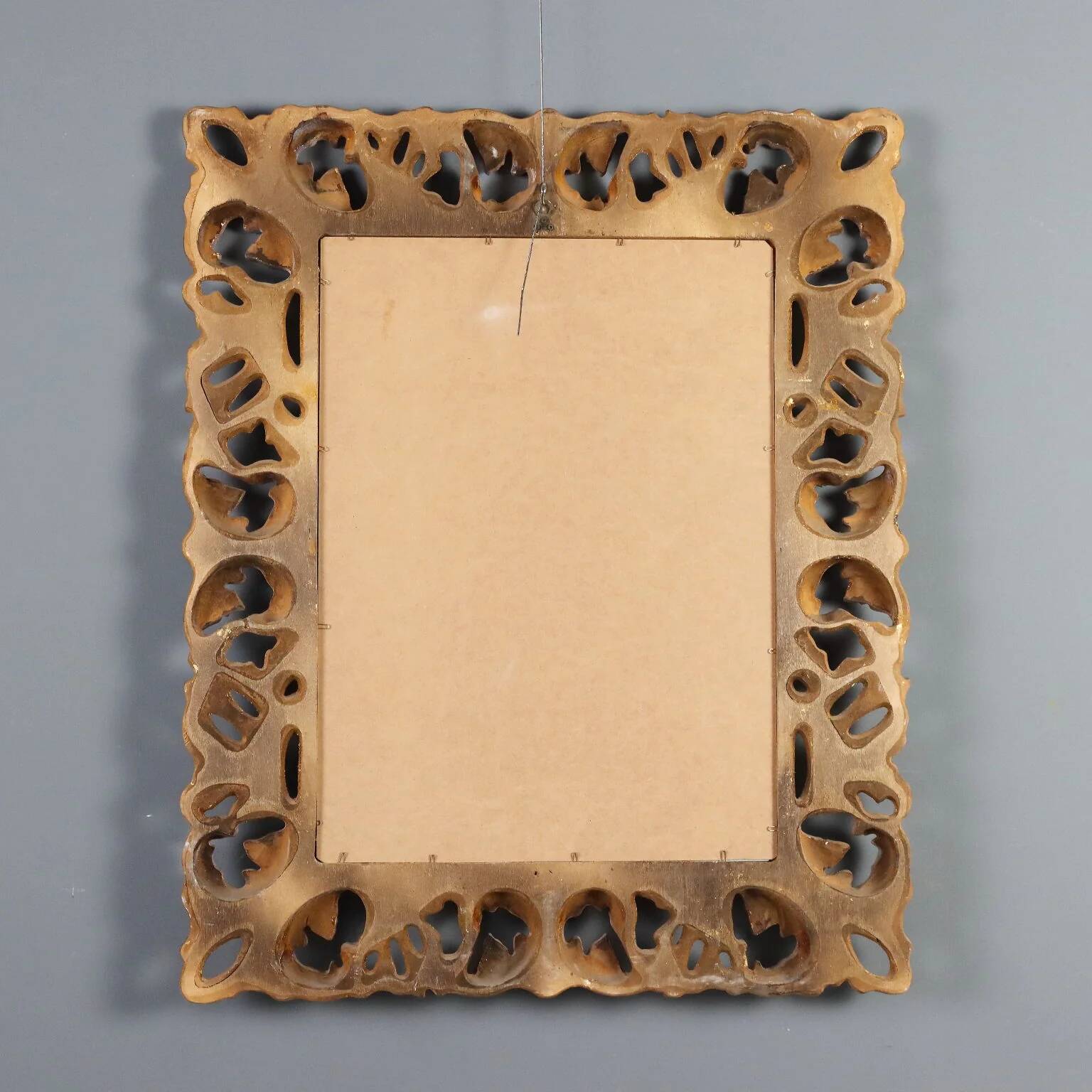 Miroir baroque en bois doré