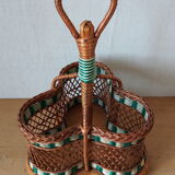 Wicker and scoubidou bottle holder
