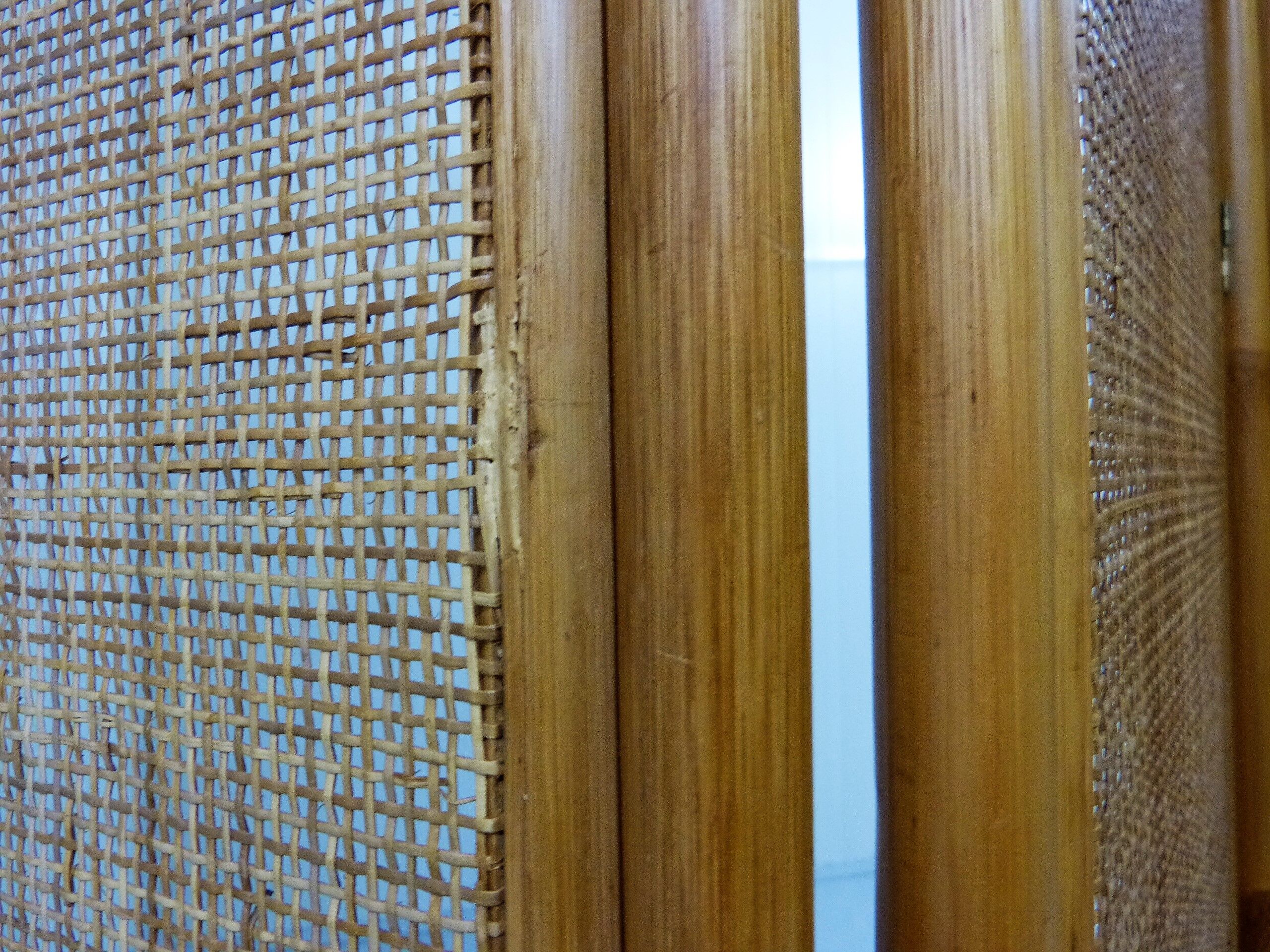 Rattan & wicker folding screen, 1980’s