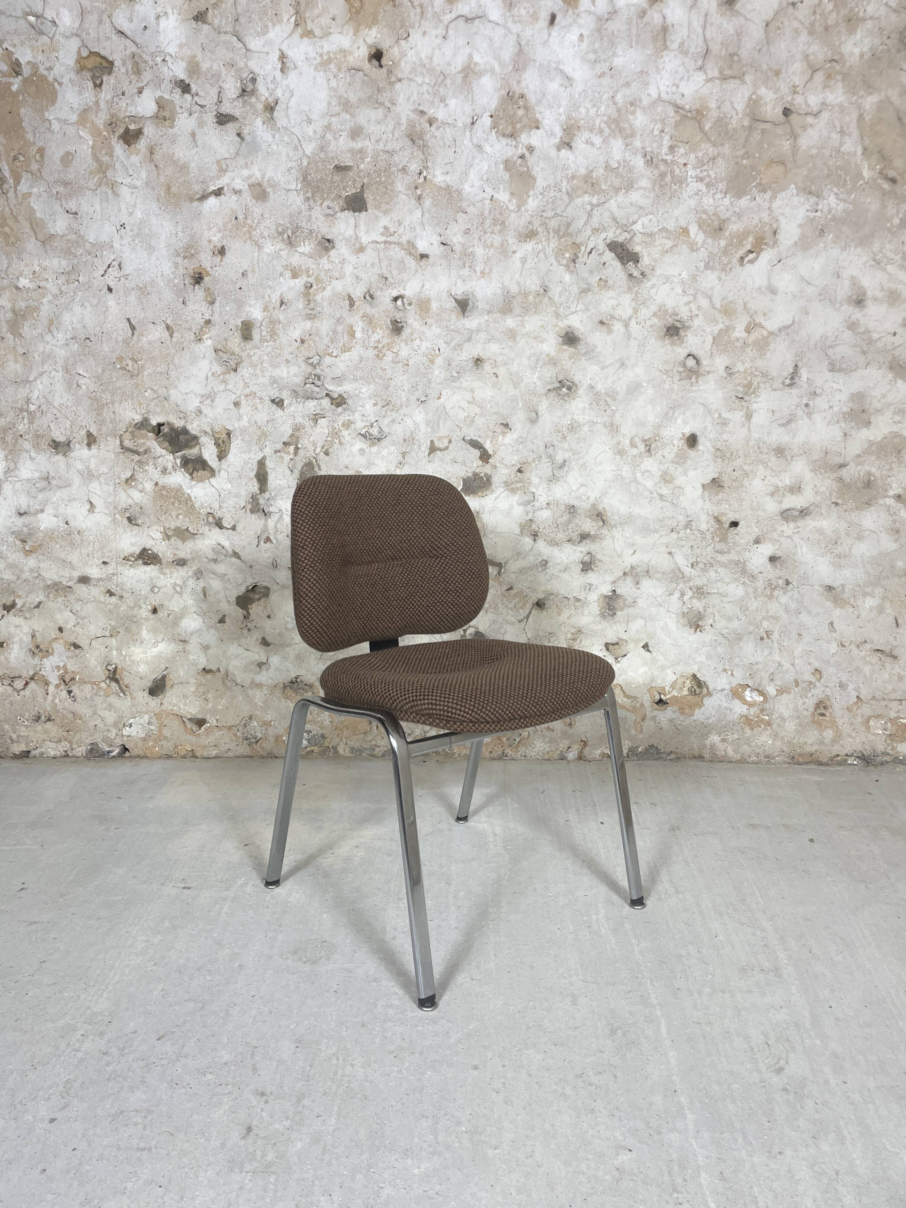 Conference chairs 70