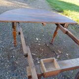 19th century walnut 6 leg table, opening