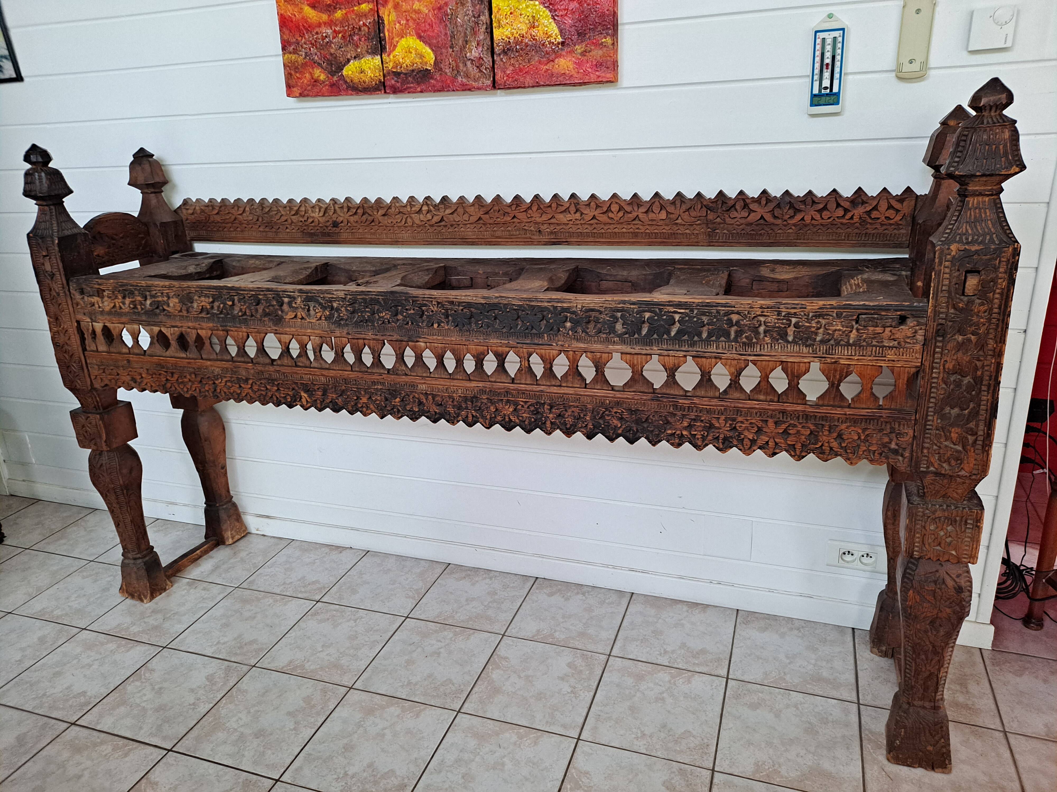 Artisanal wooden console, late 19th century.