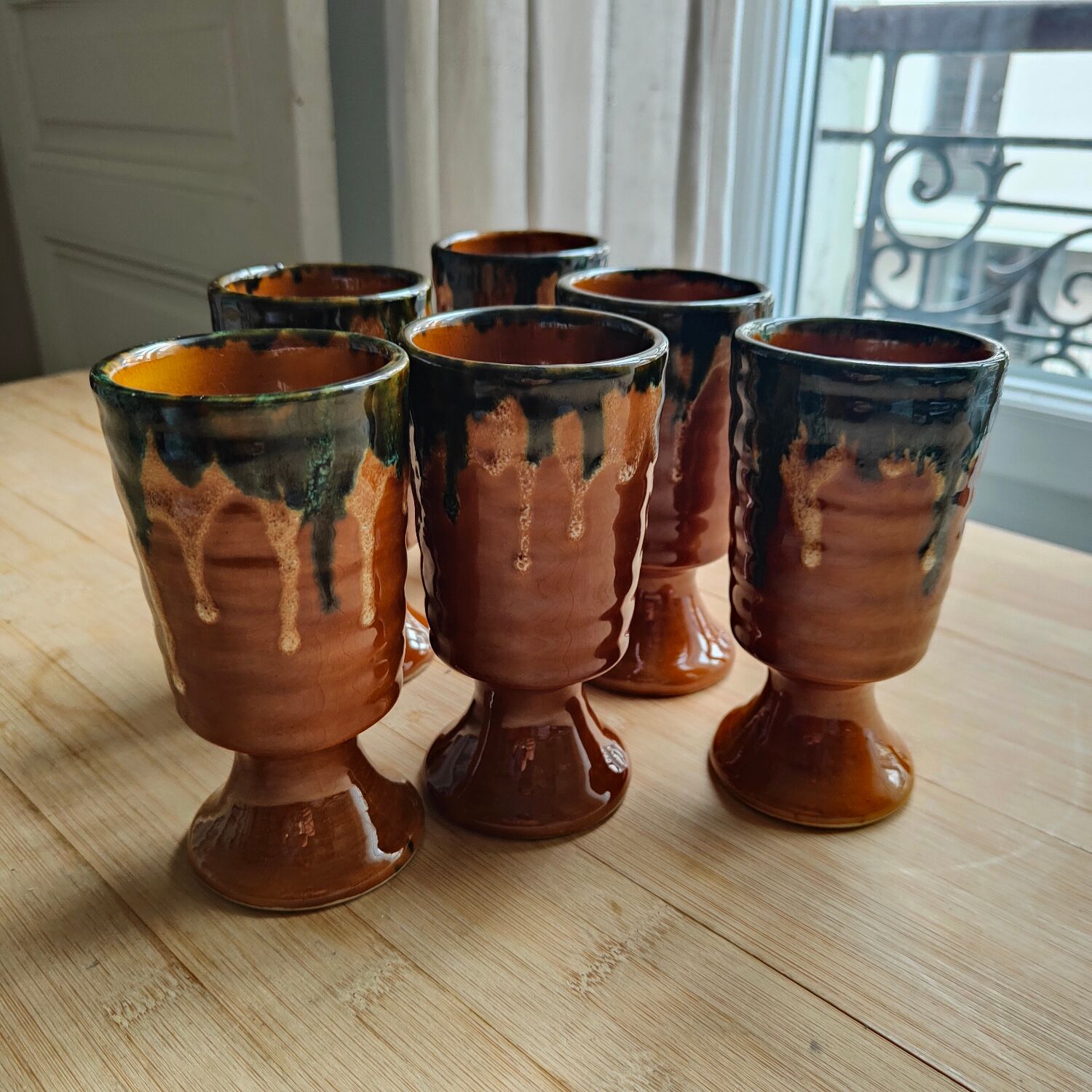 6 Vallauris style mazagrans