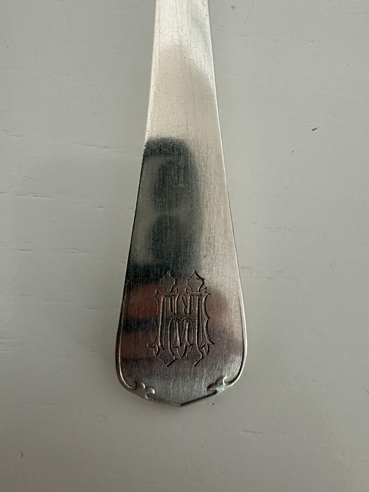 Cuillère à pèlerin , pelle à service Christofle en métal argenté