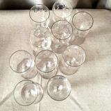 Suite of 10 drip or digestive glasses on crystalline waist