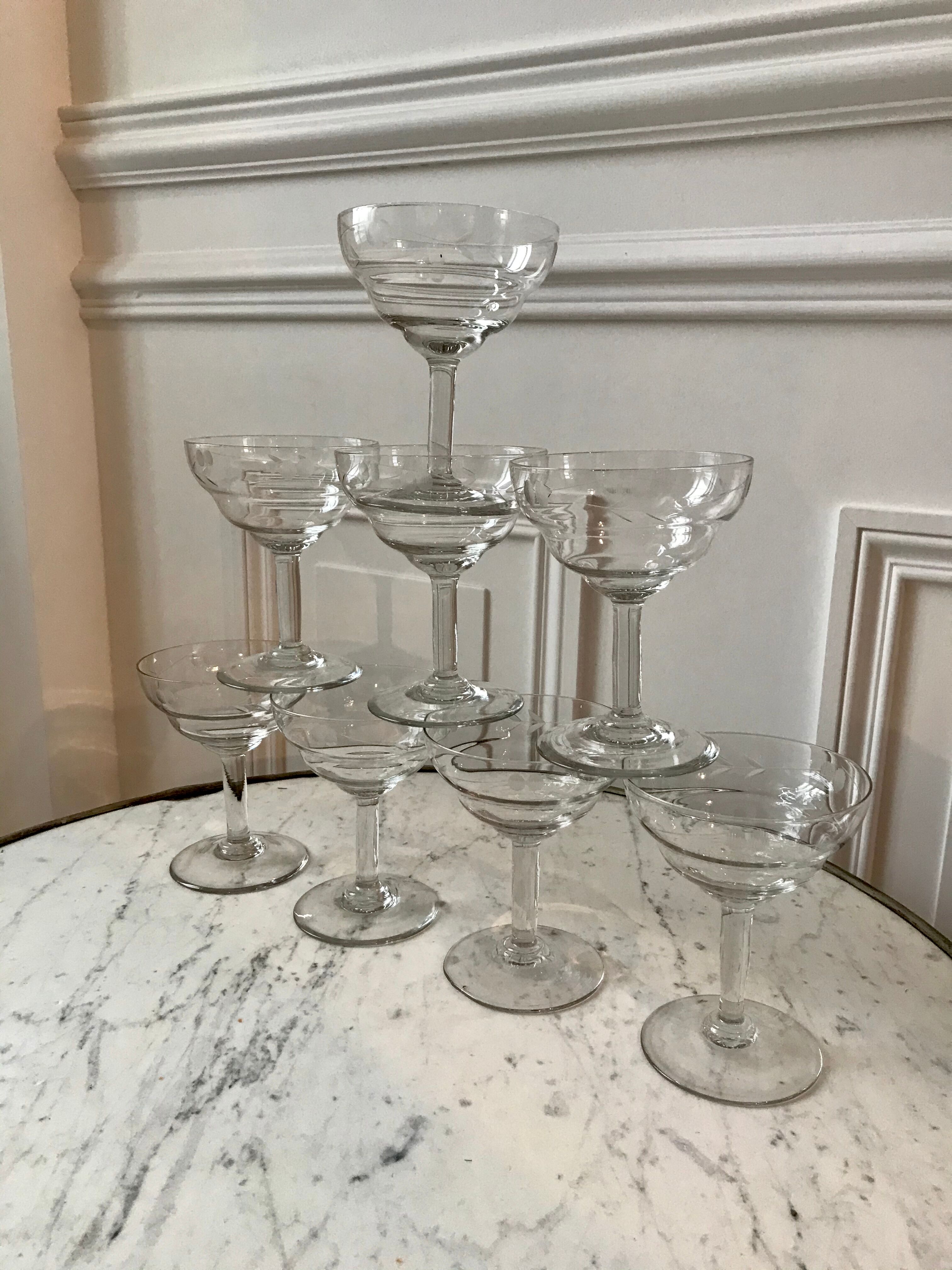 Lot of 8 crystal champagne glasses engraved 50/60 years