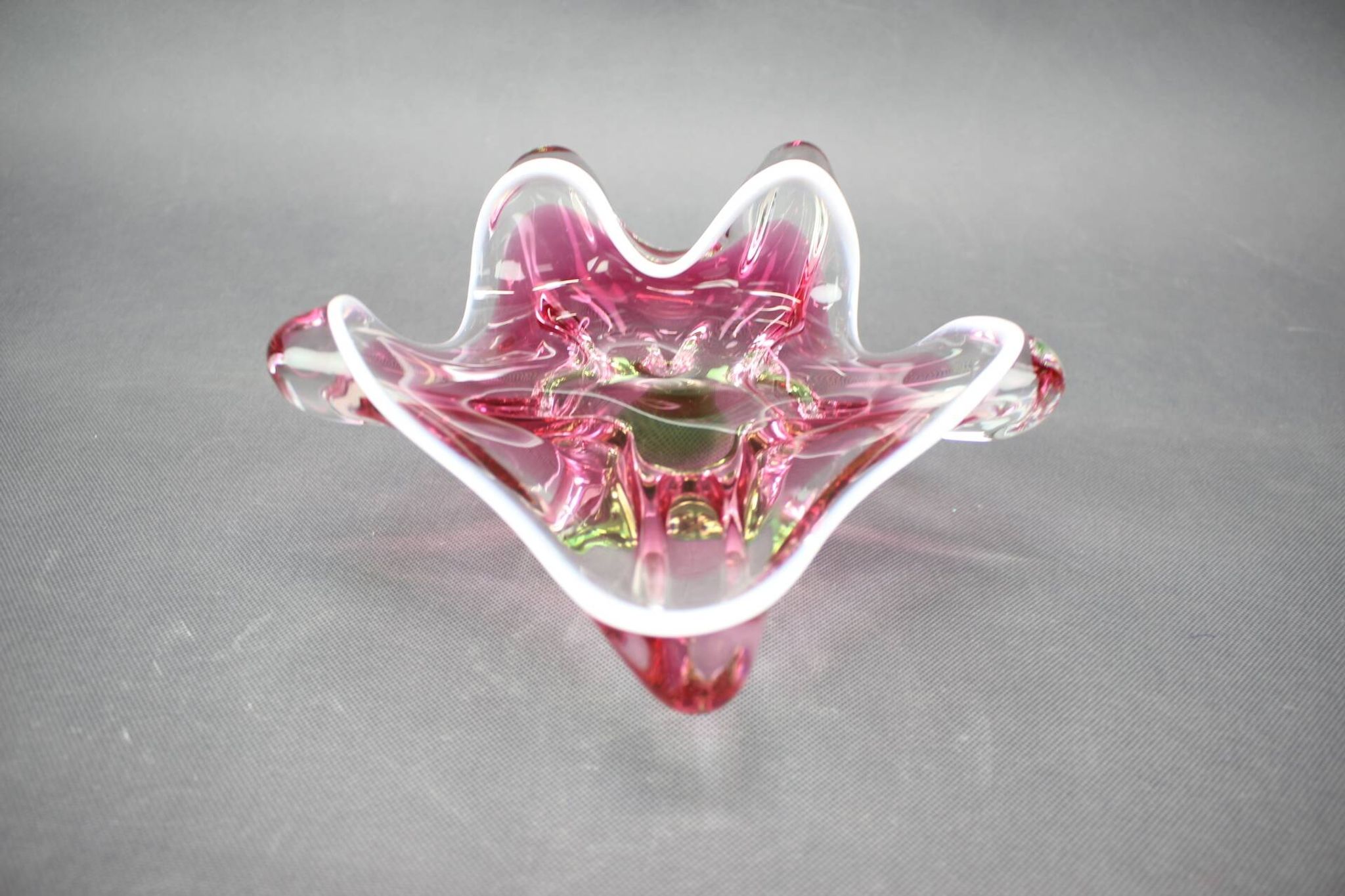 Mid-century pink and green Czech art glass bowl by Josef Hospodka.