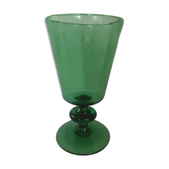 Puffed glass standing vase