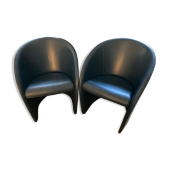 Pair of Intervista armchairs by Poltrona Frau