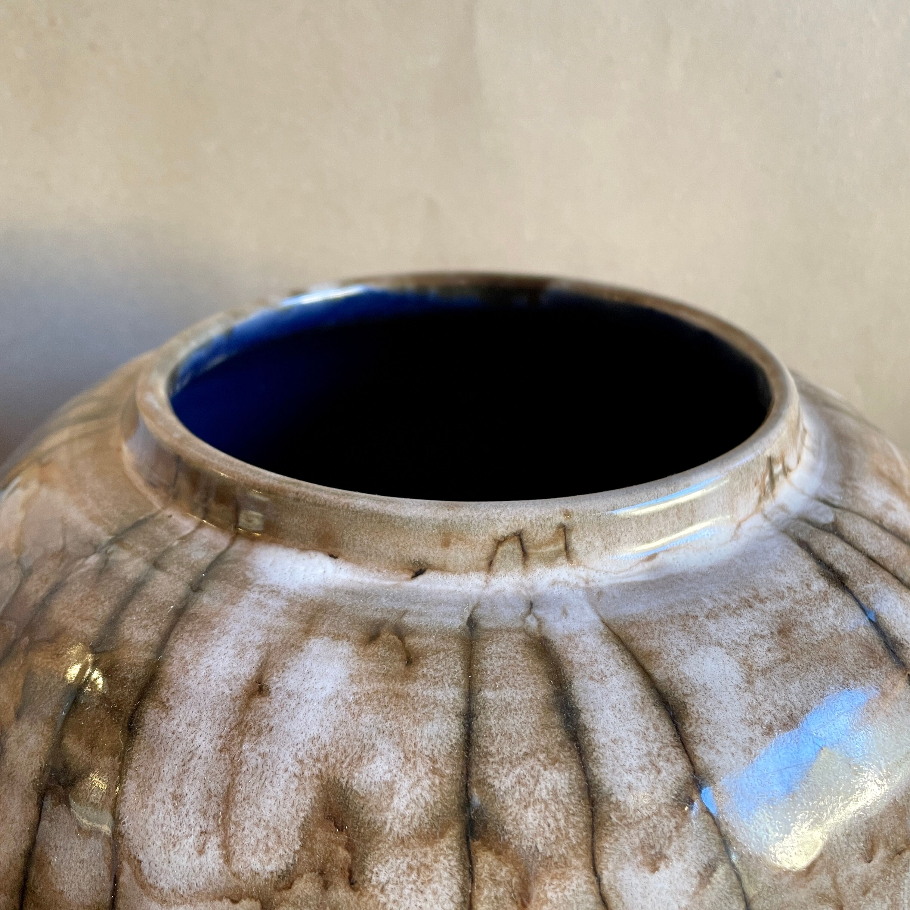 Hungarian ceramic vase vintage model 21