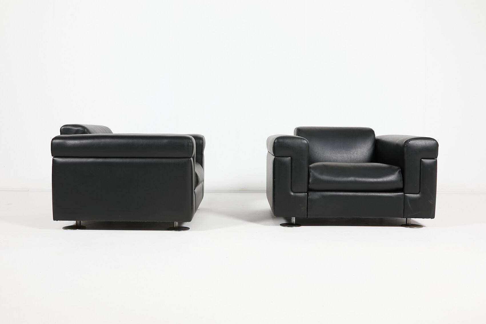 1960’s Italians design armchairs from Valeria Borsani & Alfredo Bonetti for
