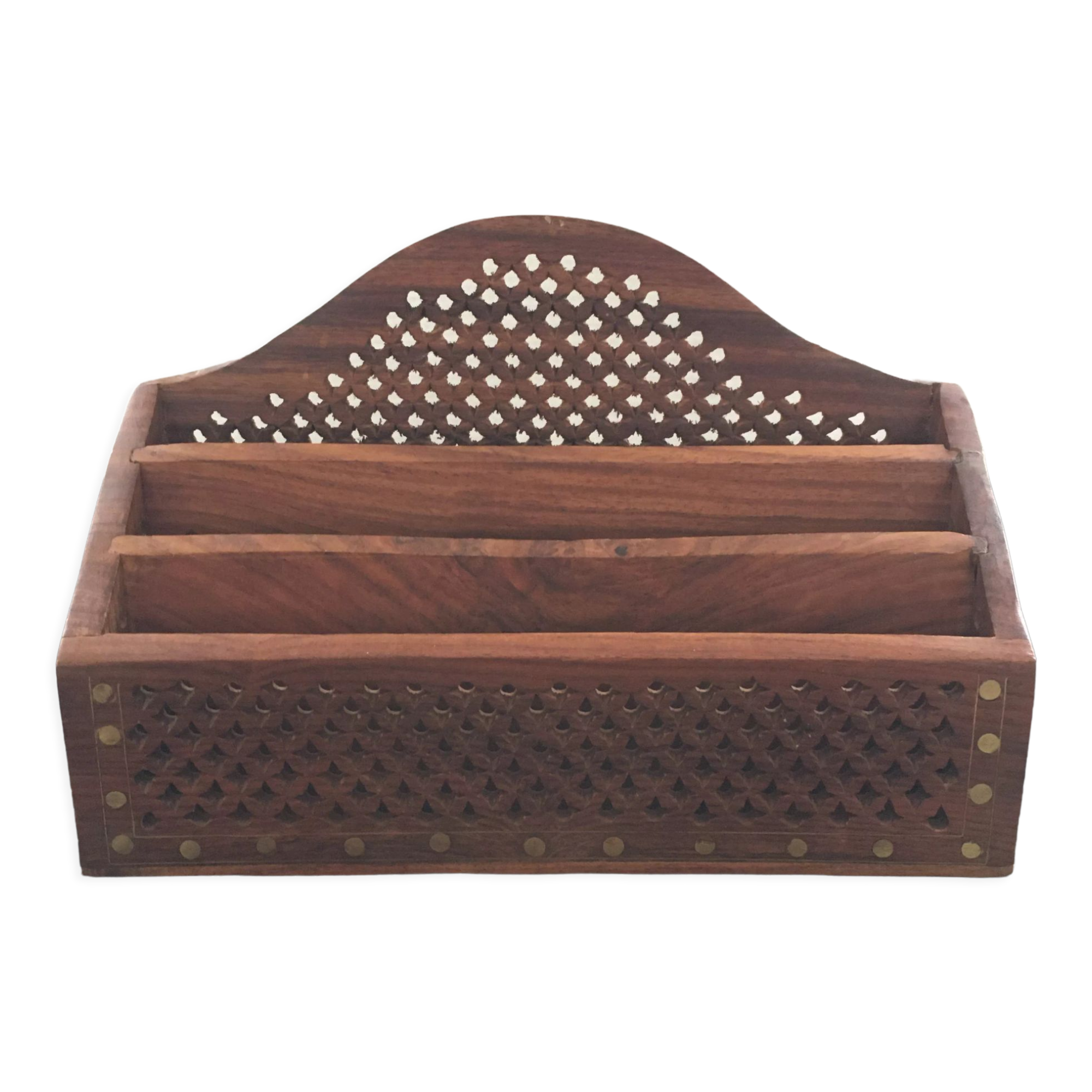 Moucharabieh mail organizer