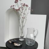 Glass carafe with handle with etched geometric grid pattern