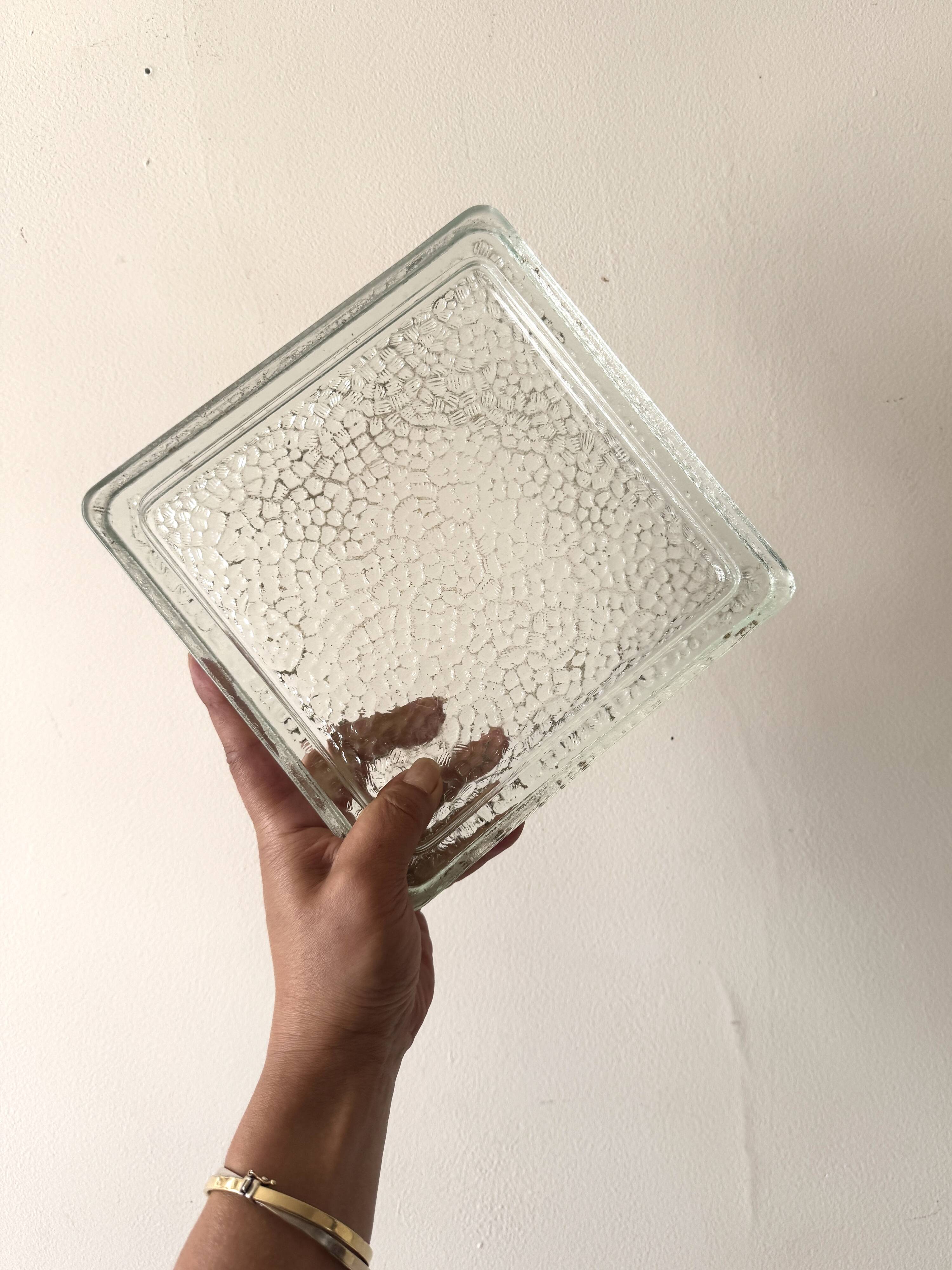 Nevada ashtray and pocket tray in tempered glass attributed to Perriand/Corbusier.
