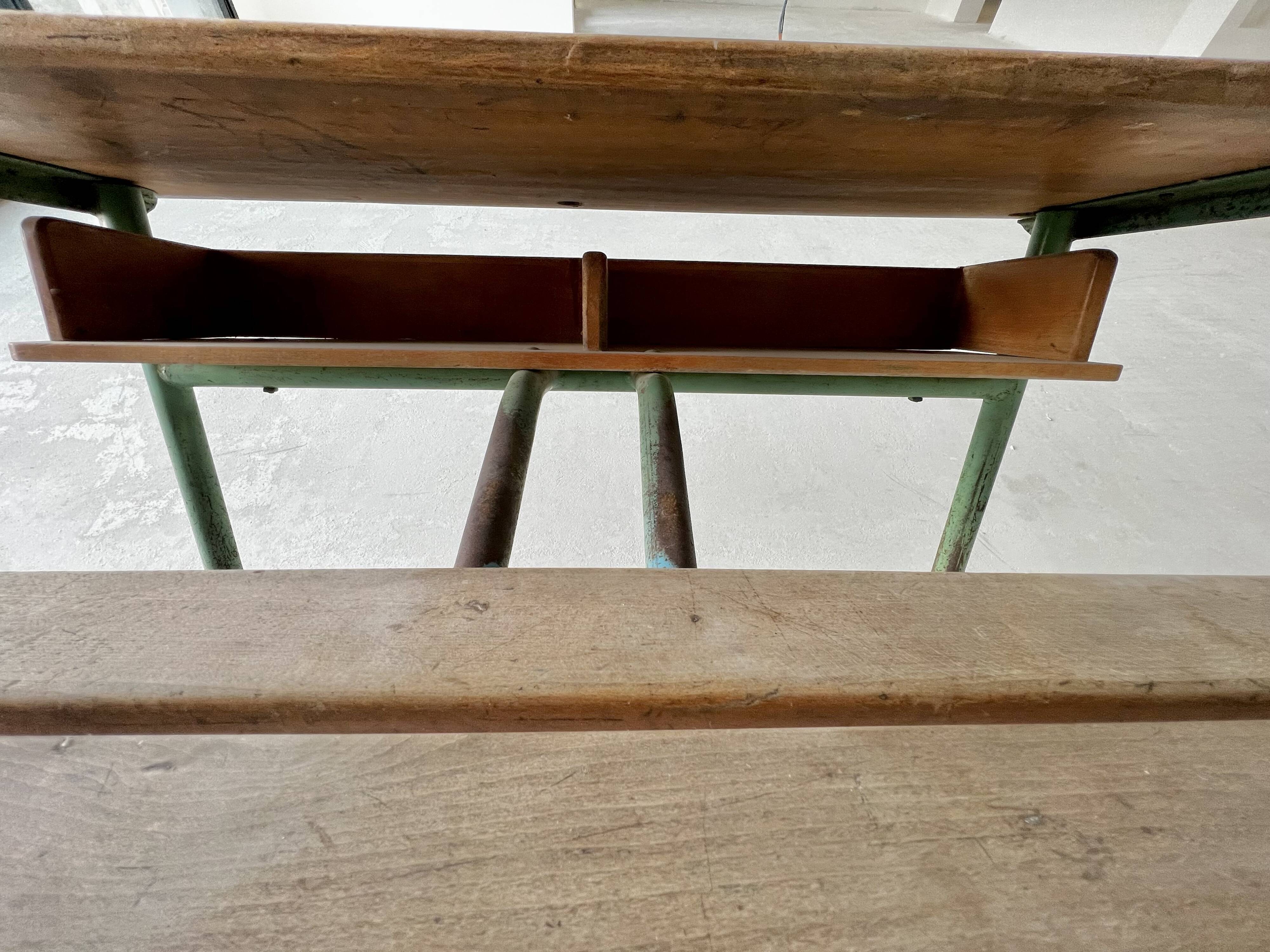 Ancien pupitre d’école double vintage Colman Thonon 1950-1960