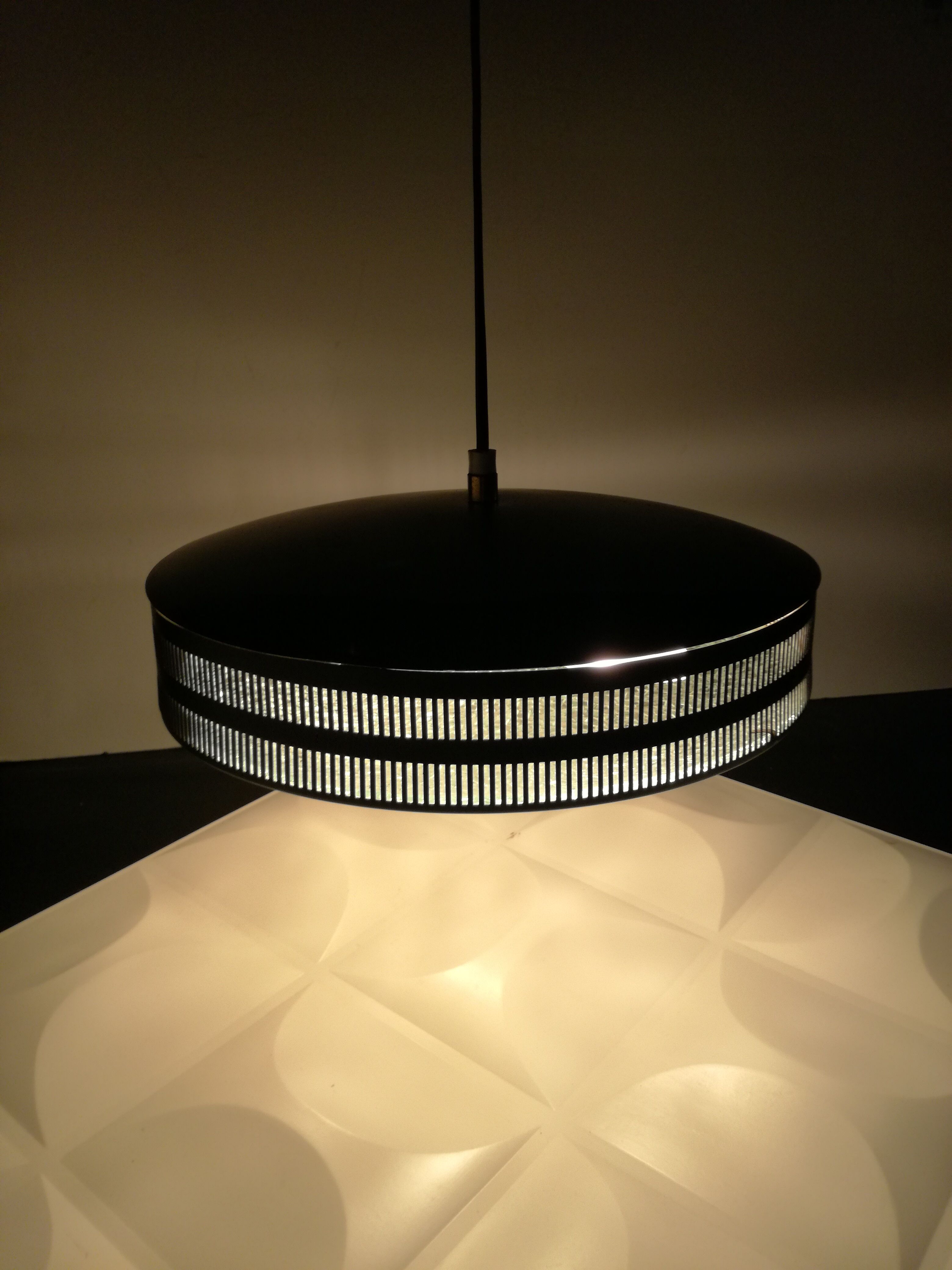 Saucer suspension in metal and glass 1960