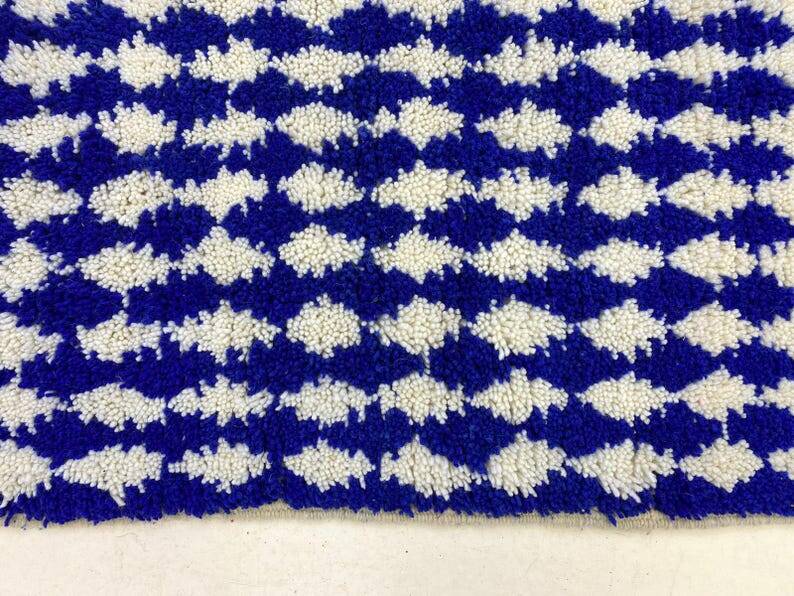 Handmade pure wool rug 200/300 cm