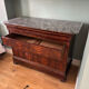 Commode en acajou Louis-Philippe du 19ème siècle avec plateau en marbre