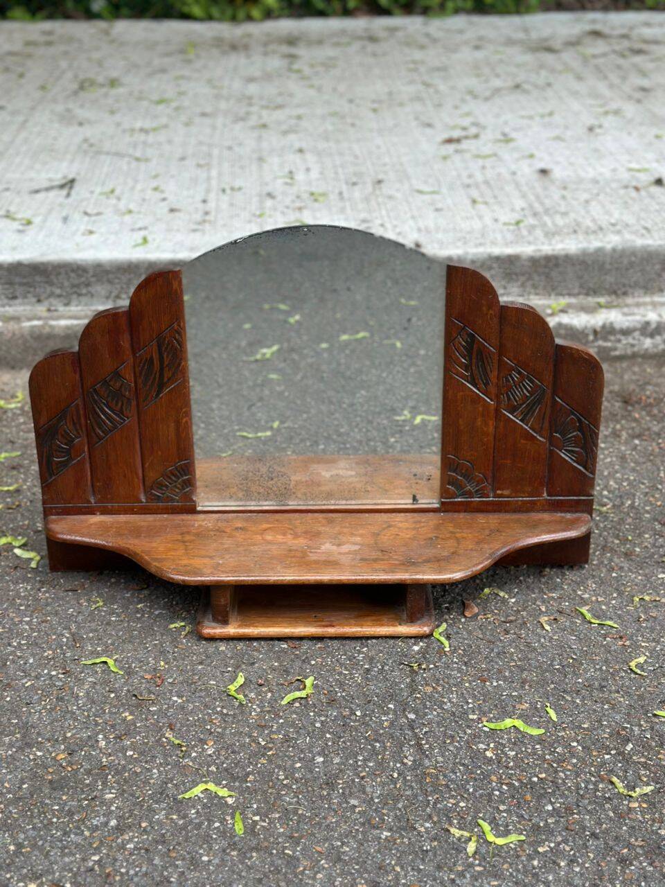 Art Deco dressing table mirror from the 1950s in solid oak.