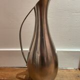 Vase, pichet en étain