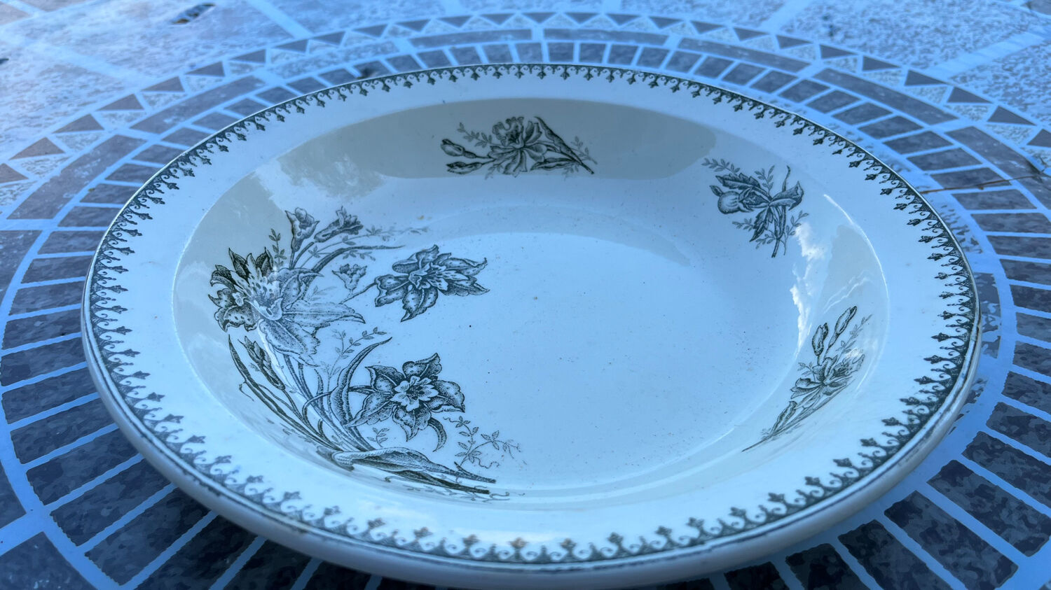Vintage PF earthenware hollow dish