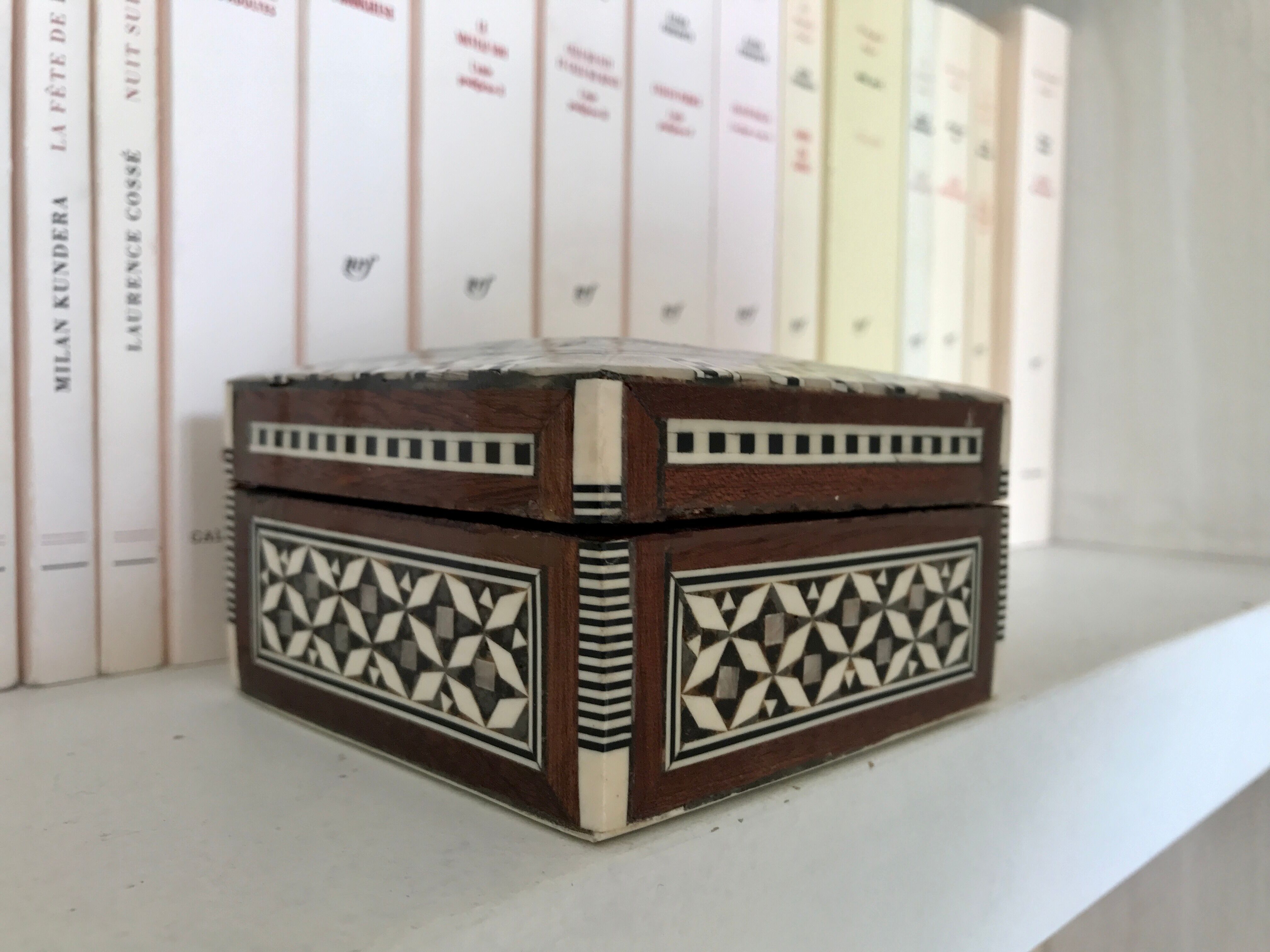 Oriental mother-of-pearl and wood box