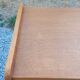 Commode vintage en chêne blond pieds compas 4 tiroirs 1950