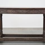 Antique English side table/hall table from the early 18th century