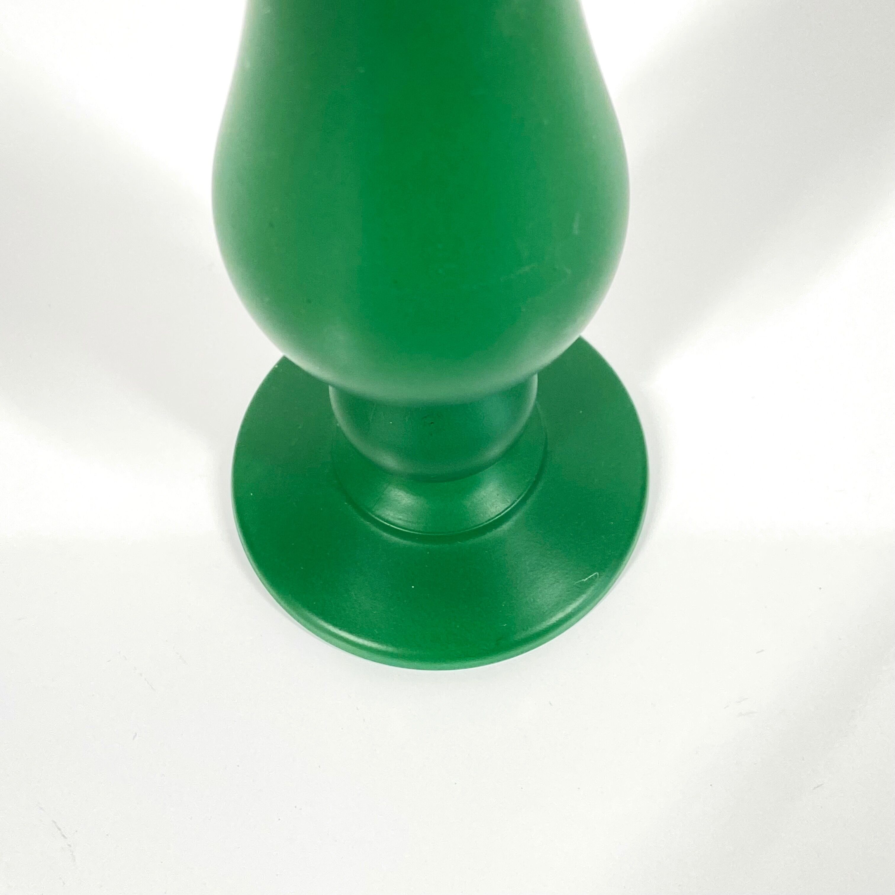 Opaline soliflore vase