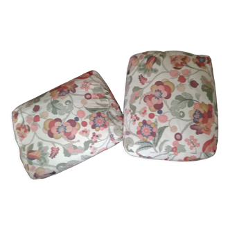 Paire de poufs en duvet tissu de Lelièvre