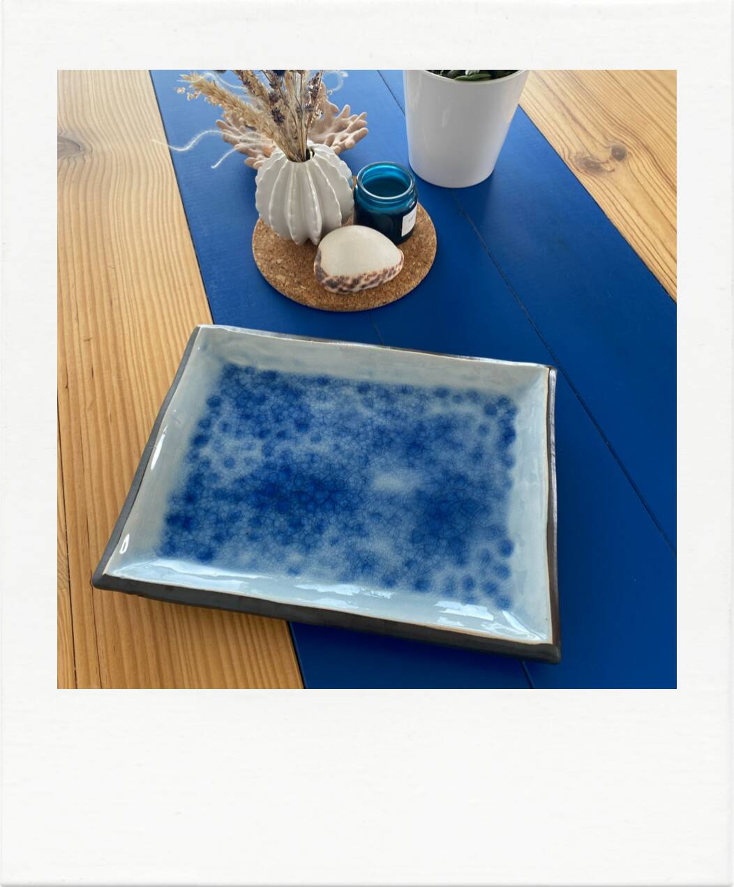 Ceramic dish/empty pocket