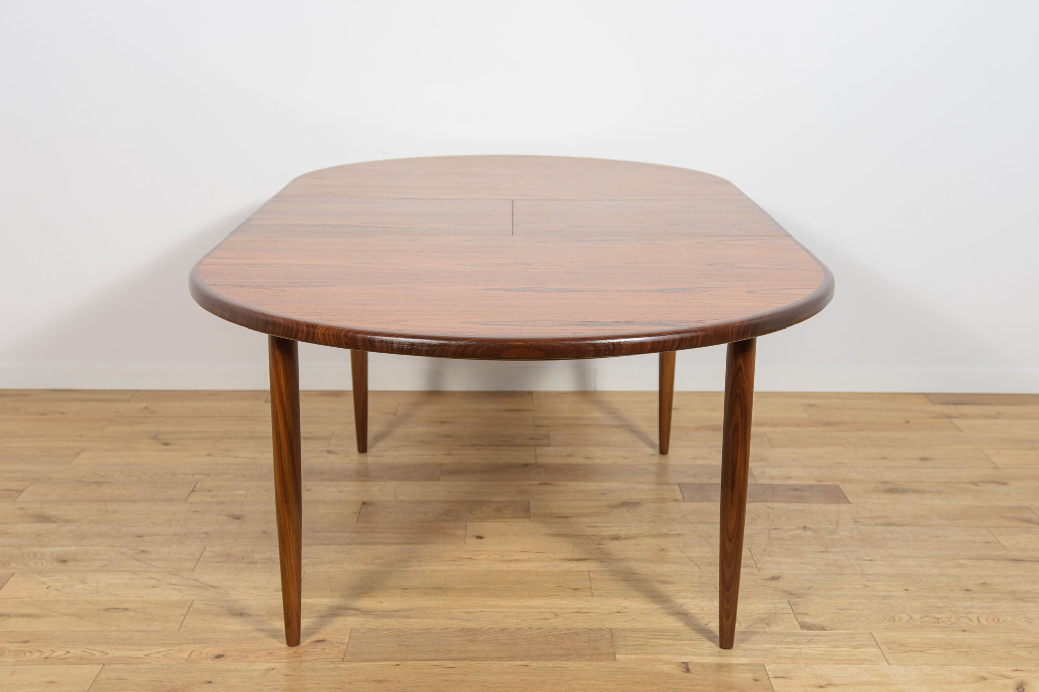 Mid-Century Oval Teak Extending Dining Table from G-Plan, United Kingdom, 1960s