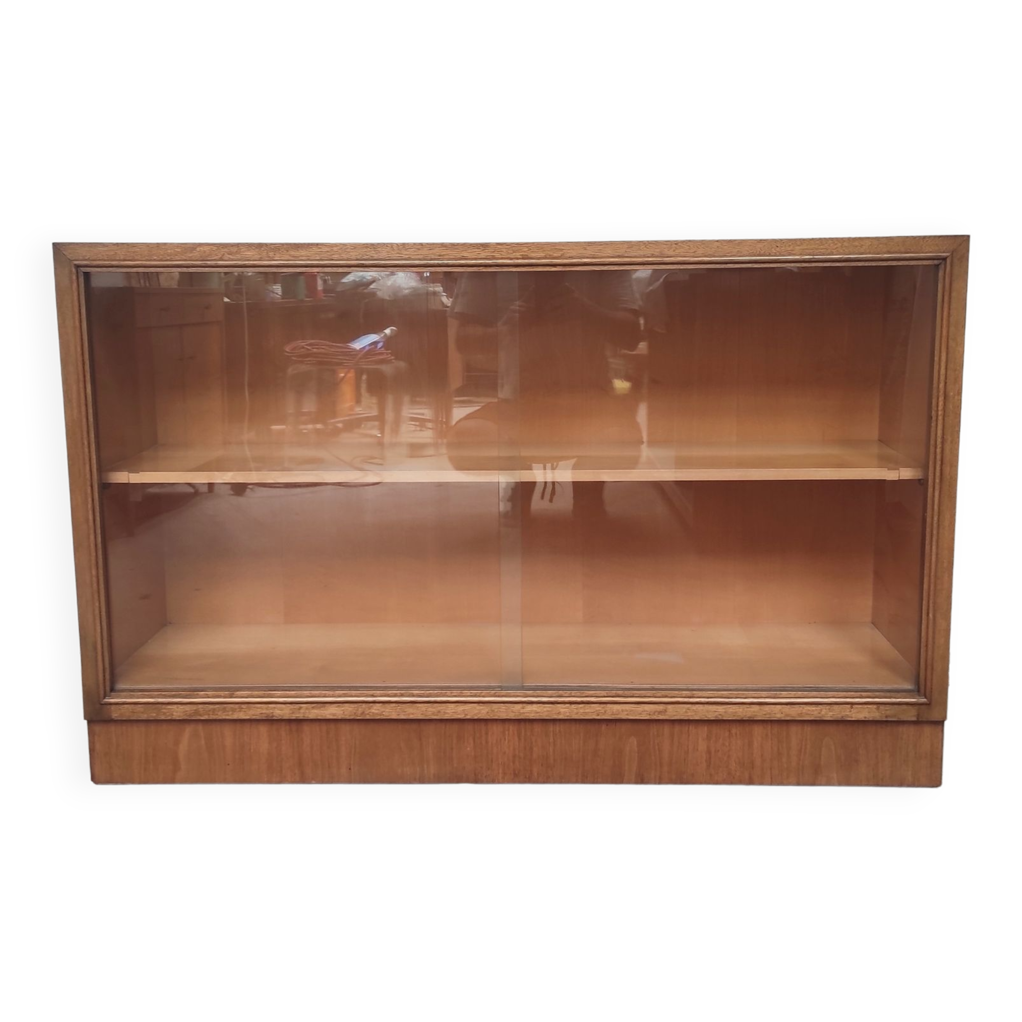 Showcase sideboard 2 doors, 1960