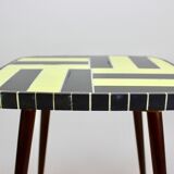 Mosaic table, 60