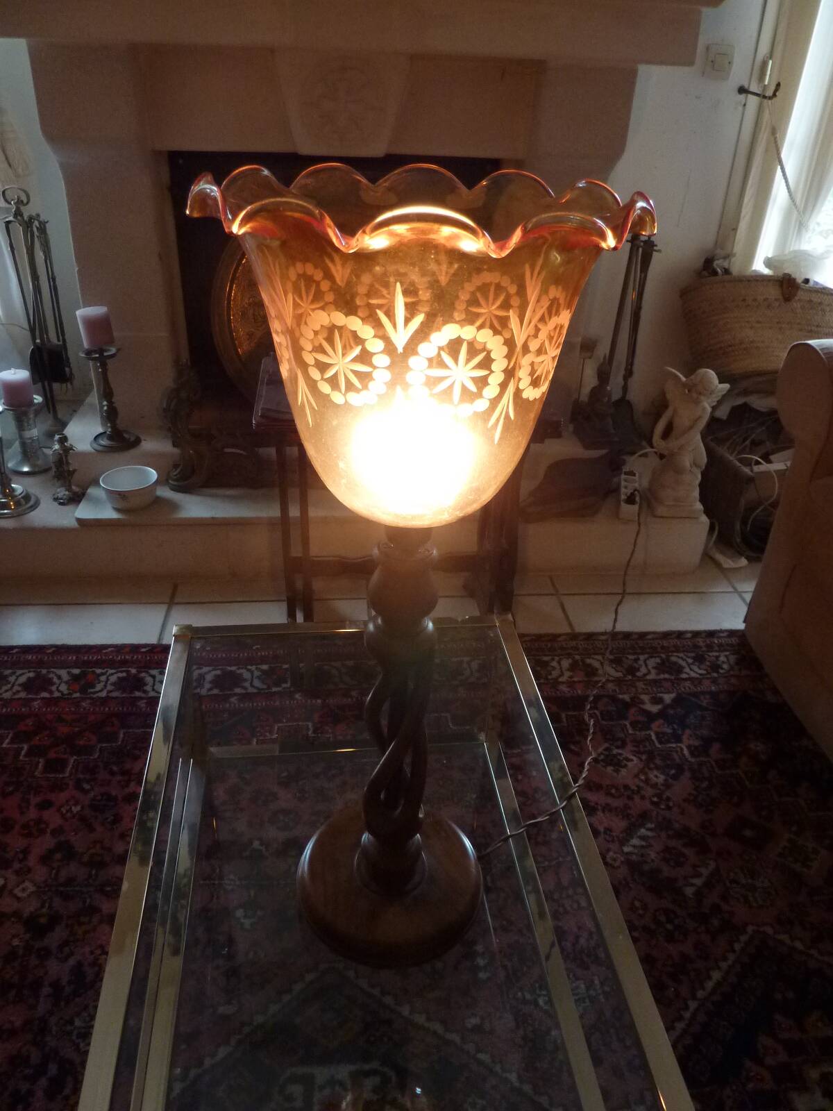 TWISTED WOODEN FLOOR LAMP, ENGRAVED GLASS GLOBE
