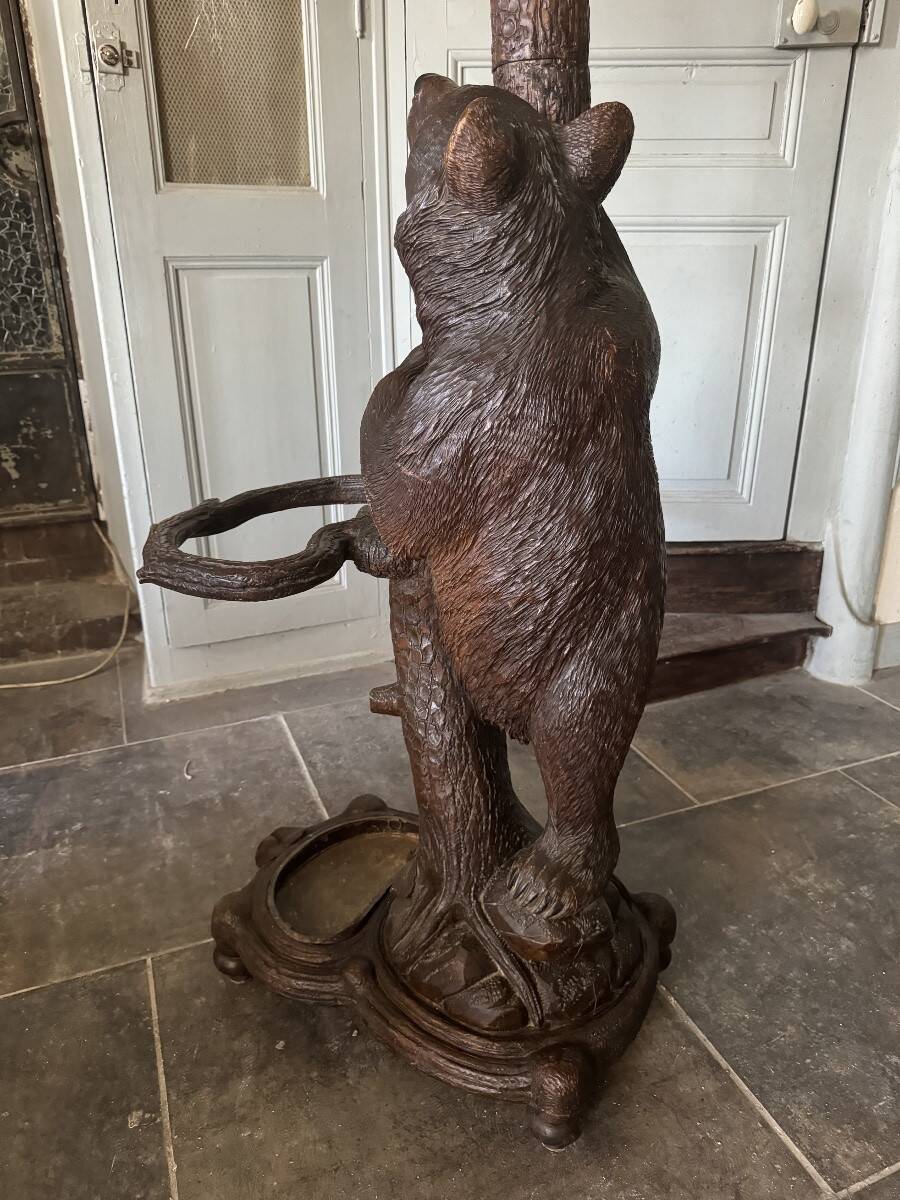 Bear coat rack, Black Forest, 19th century