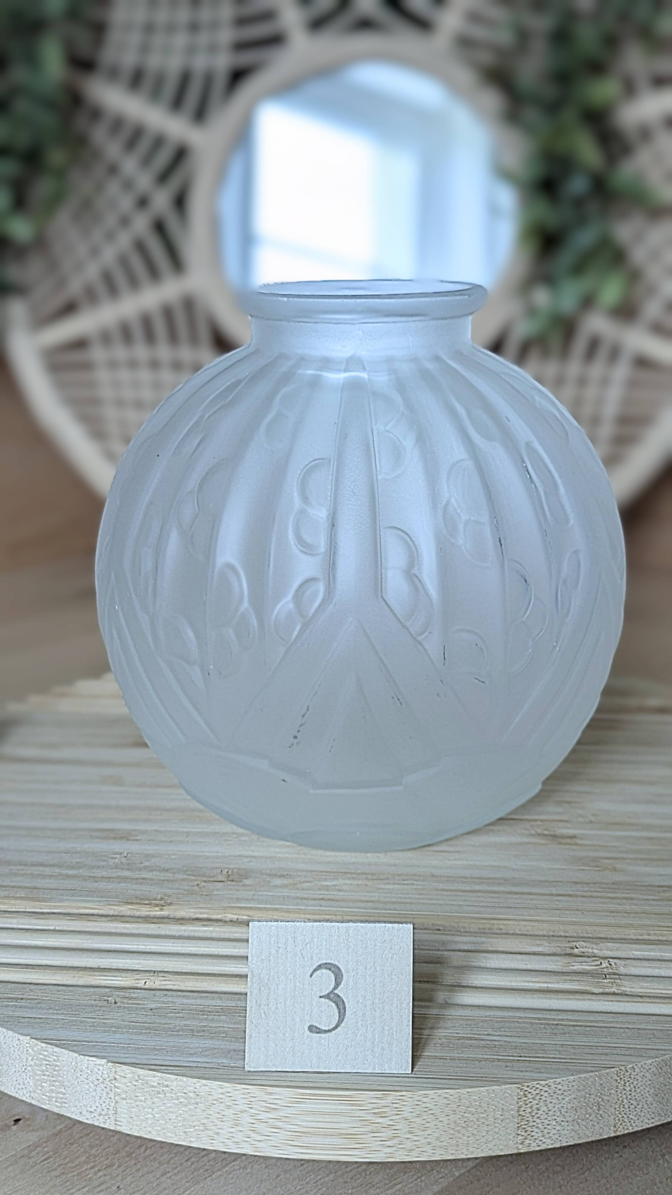 Art Nouveau round vase (D-0046)