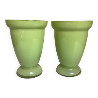 Paire de vases pâte de verre verte