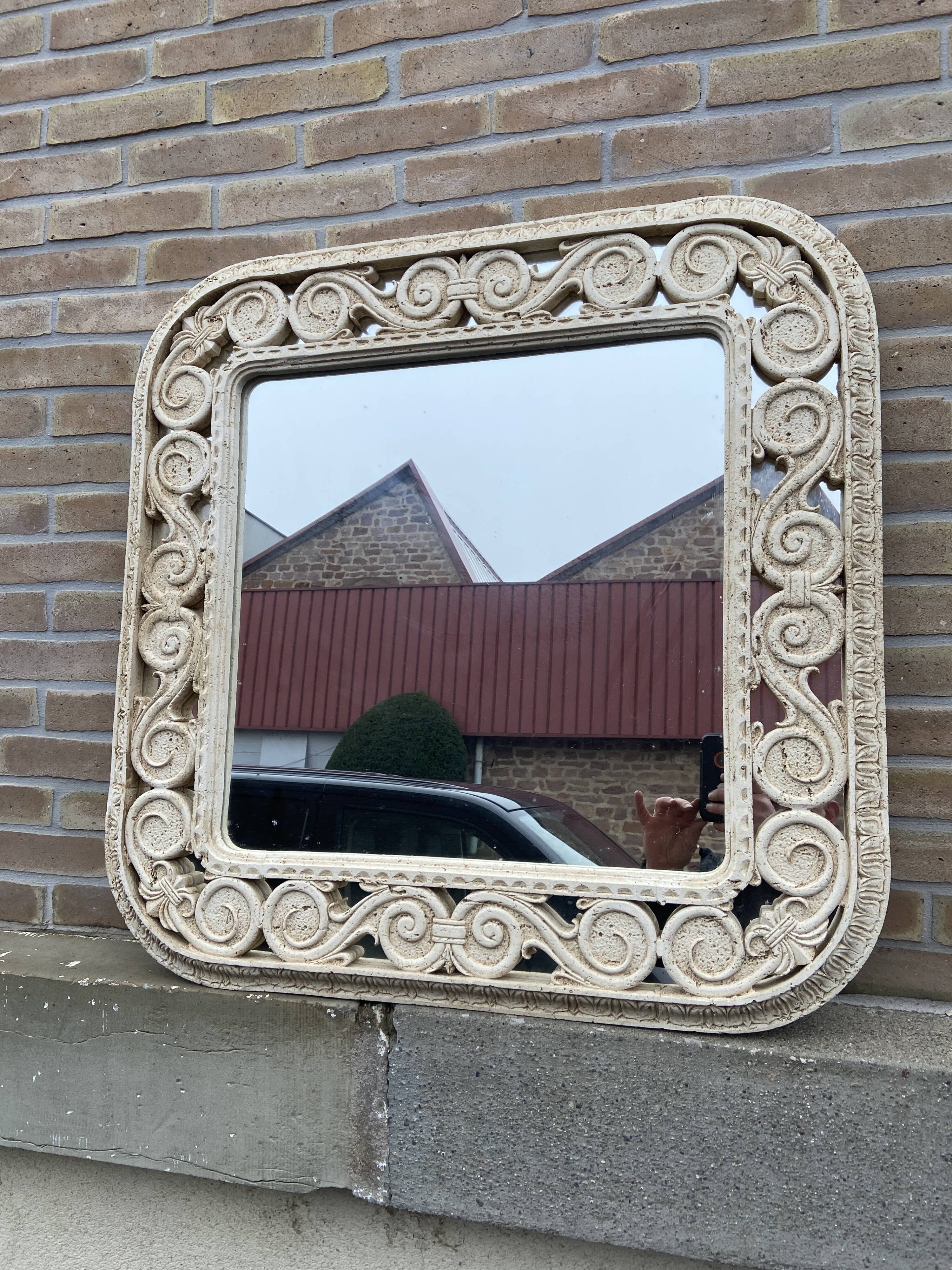 Mirror in travertine from italy