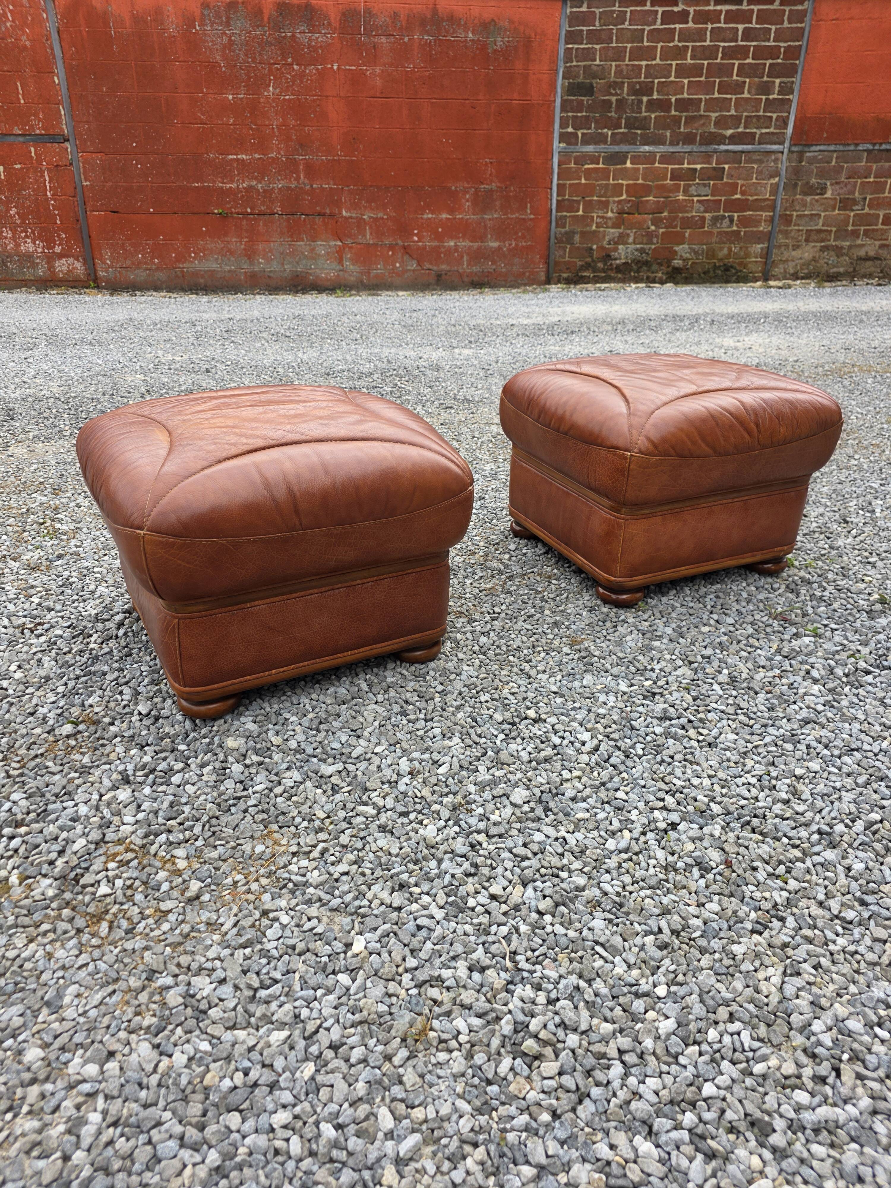 Pair of leather footrests from the 70s/80s.