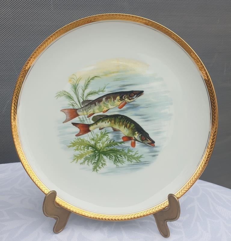 Set 12 plates porcelain fish edge laurel gold Bernardaud