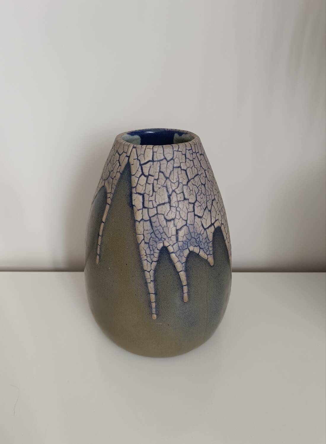 Stoneware vase from Puisaye signed Léon Pointu