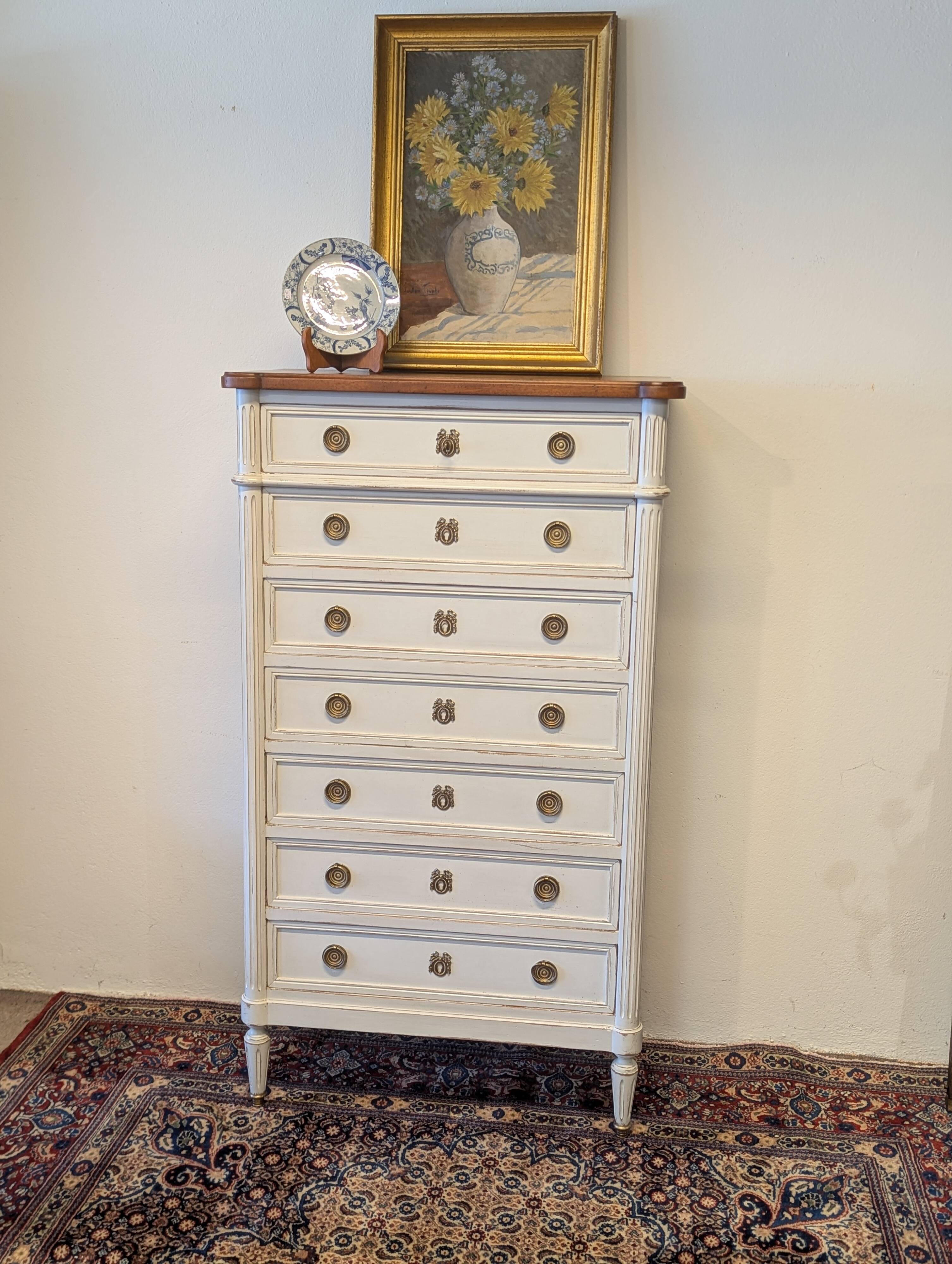 Louis XVI chest of drawers