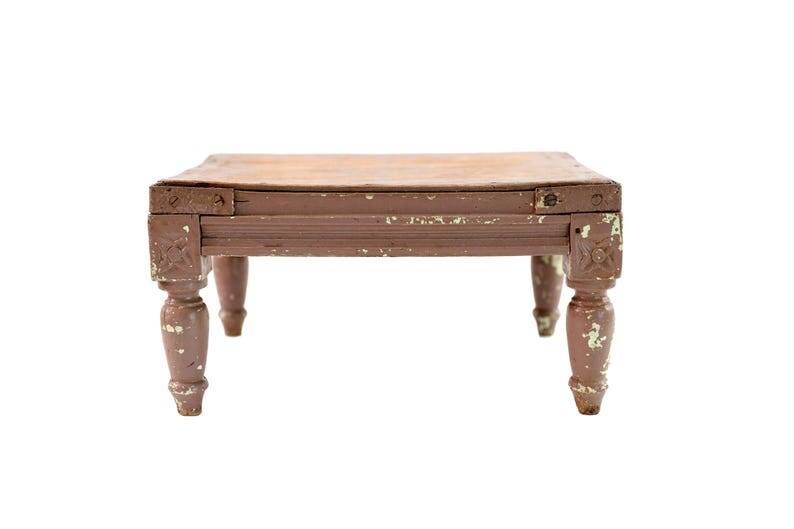 Antique Bajot stool in weathered wood: richly patinated decorative table.