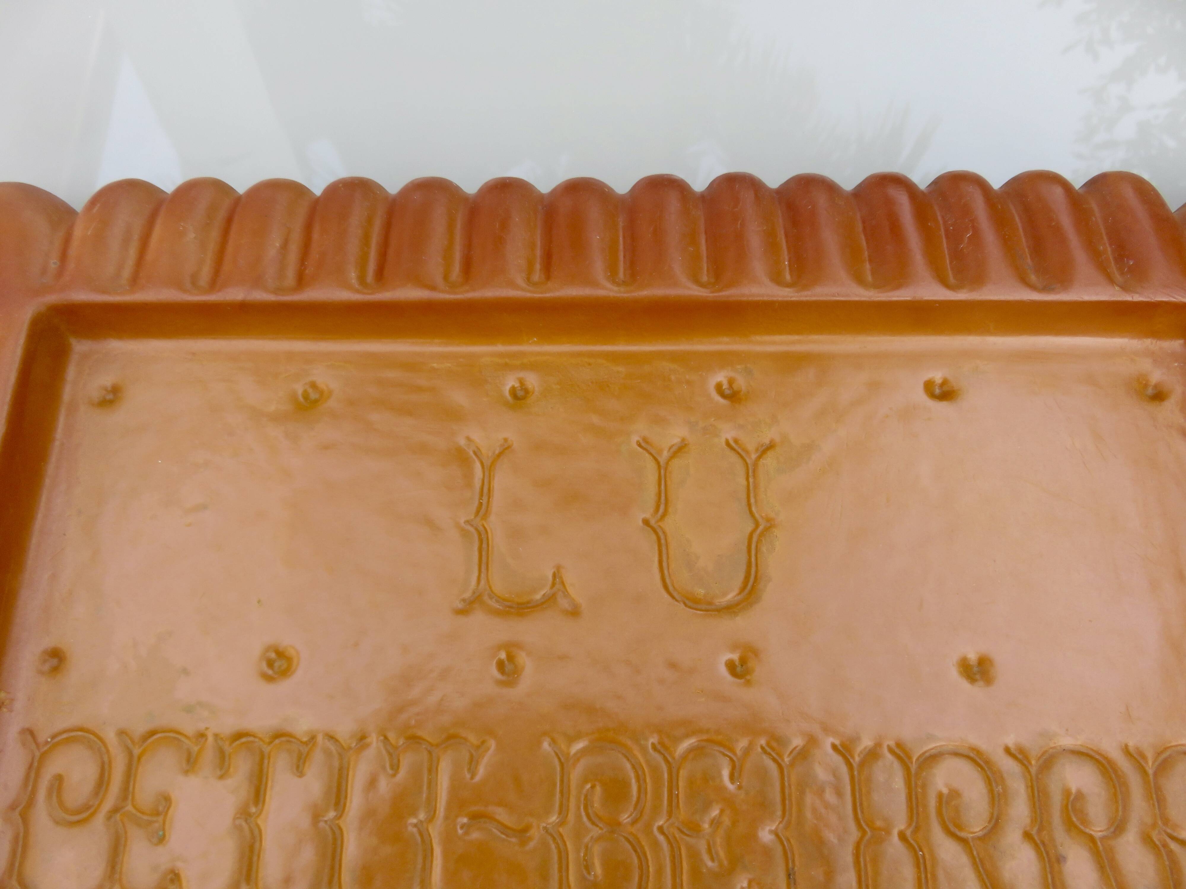 Decorative serving tray in resin, 1960s