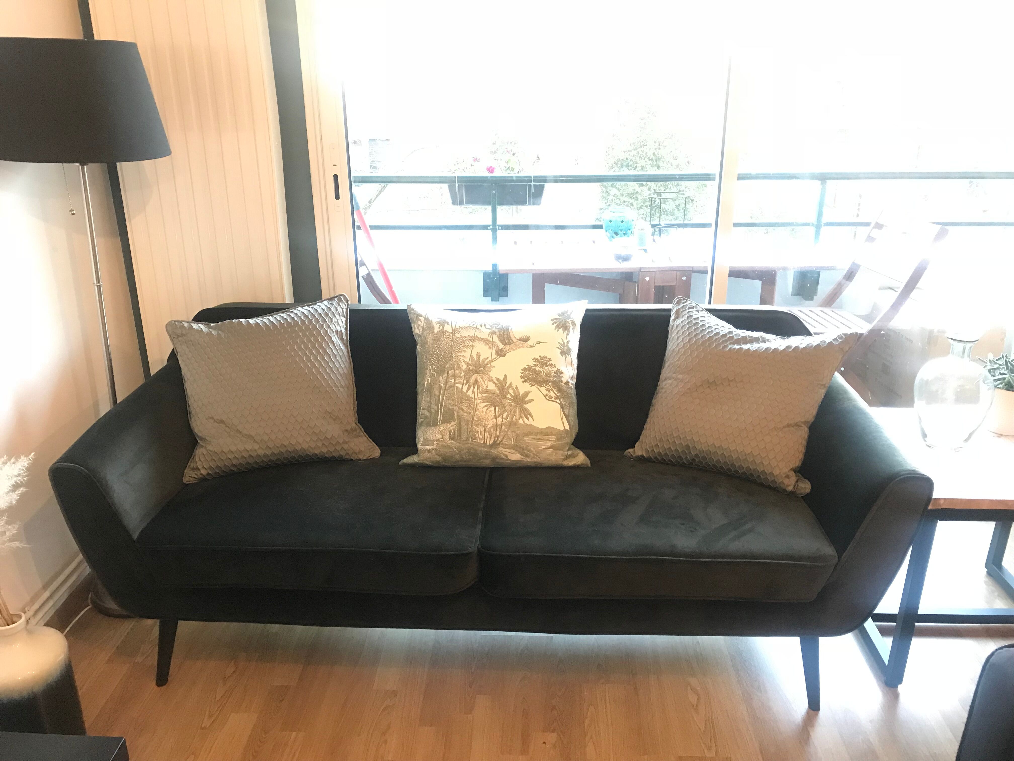 3-seater Scandinavian khaki sofa