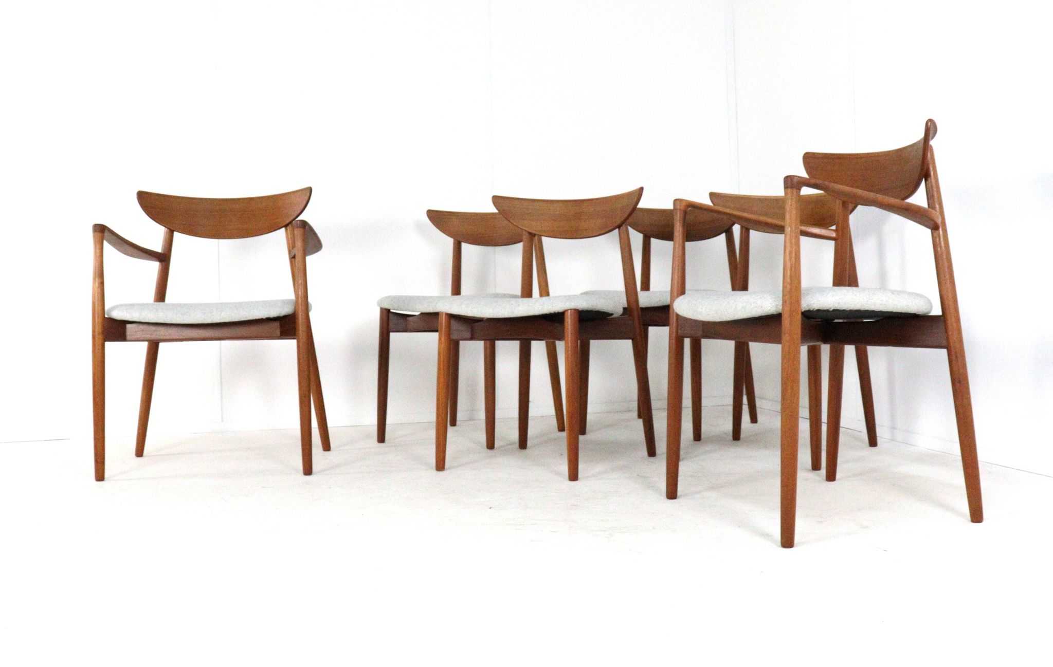 Set of 4+2 Harry Ostergaard for Randers Møbelfabrik chairs - danish design