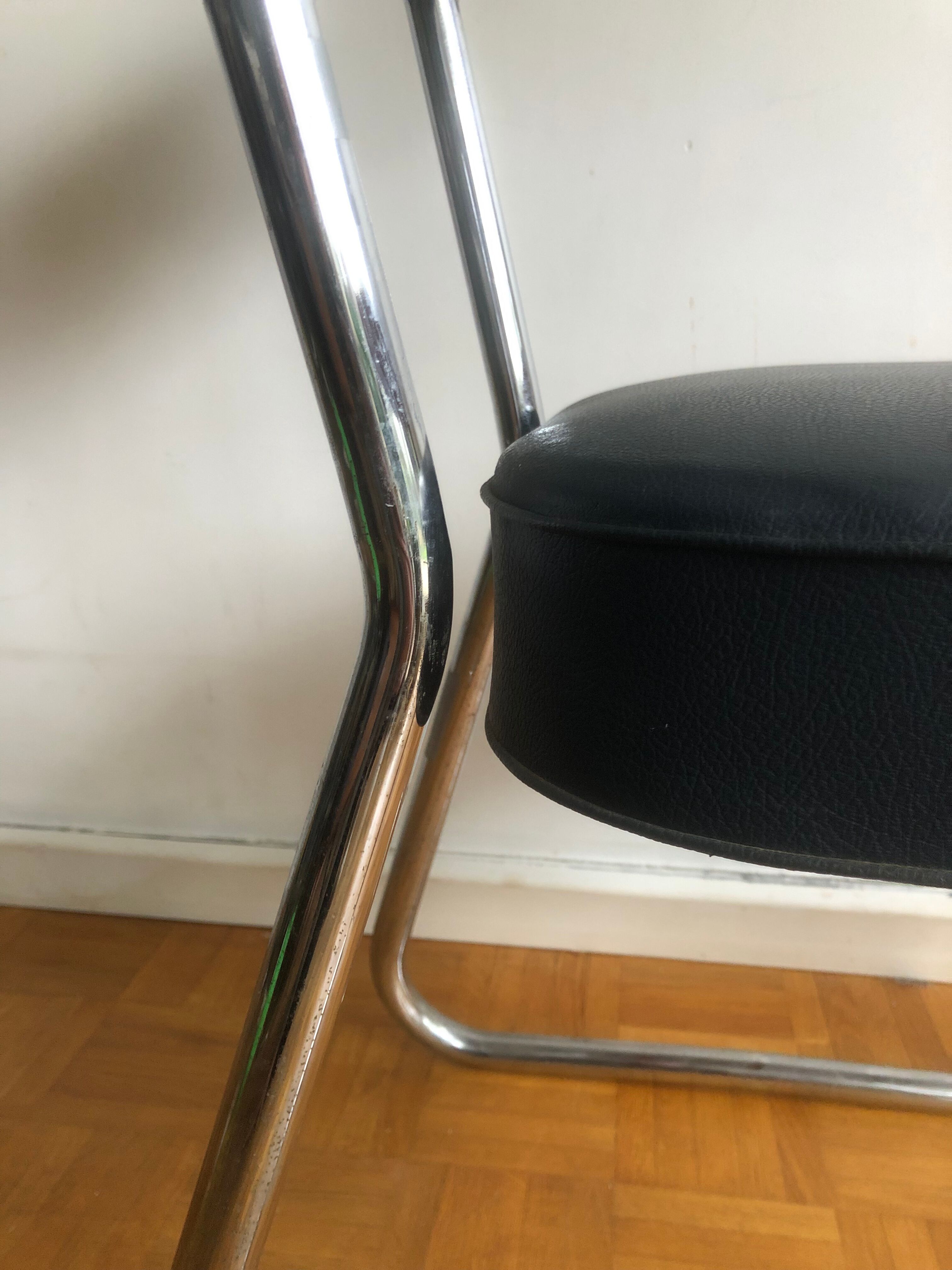 Industrial office chair barrel 1960