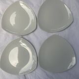 Set of 4 triangular dessert plates.