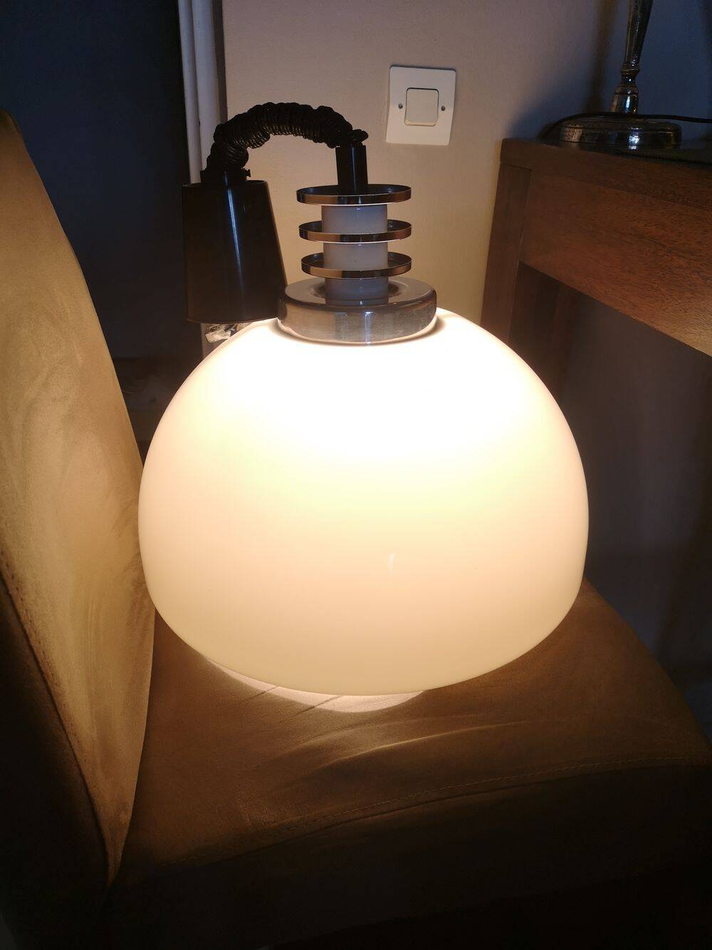 Suspension en polyméthacrylate mushroom - Années 1970